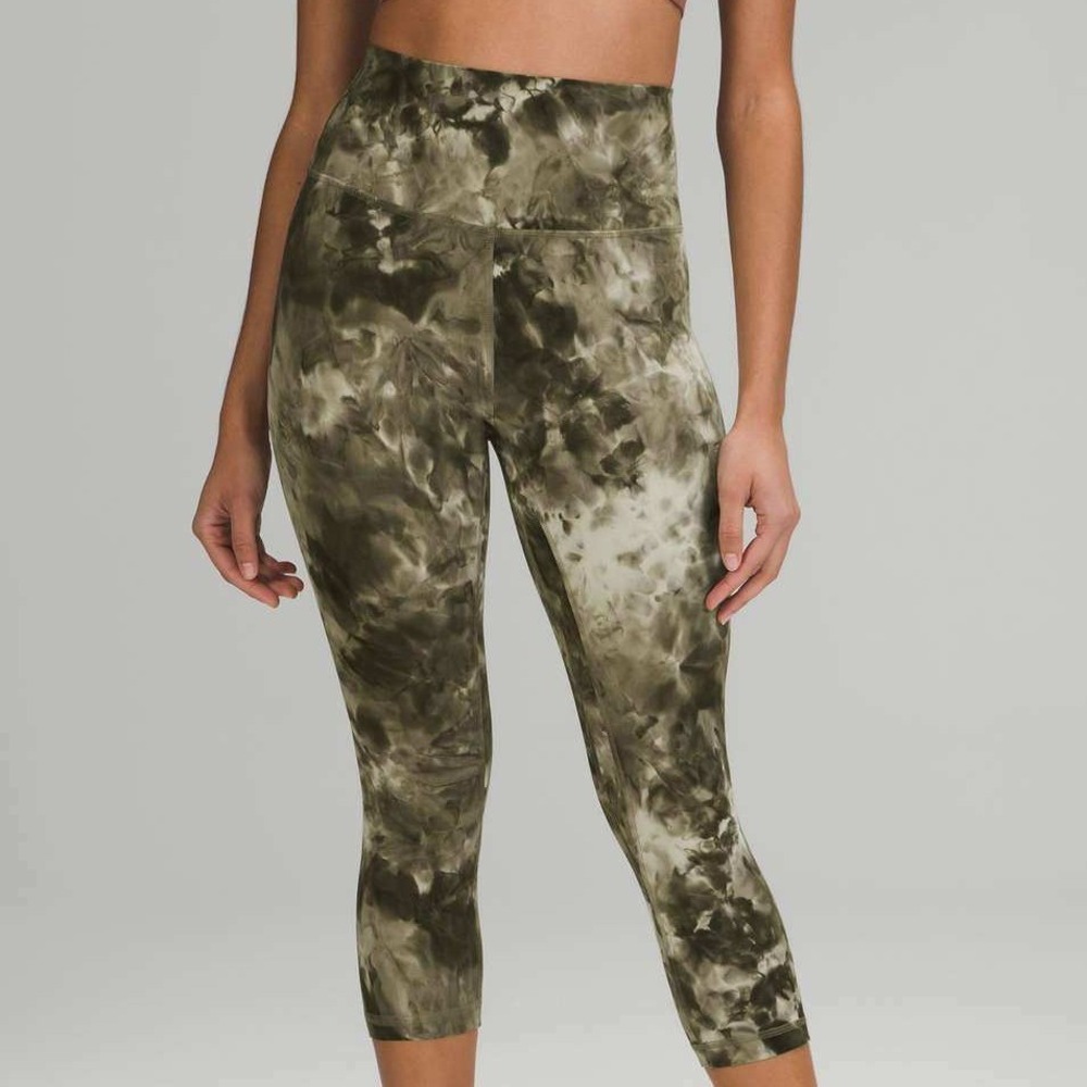 Lululemon Women's 16 Green Tie Dye Align High Rise Crop 21" Leggings Casual Gym